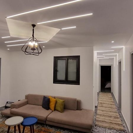 Alex Gate Apartment - Families Only アレクサンドリア エクステリア 写真